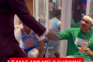 小杨受宠若惊~麦迪和甜瓜在新秀赛更衣室跟瀚森打招呼